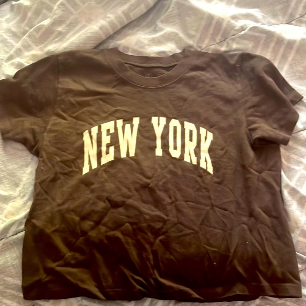 Brandy Melville shirt
